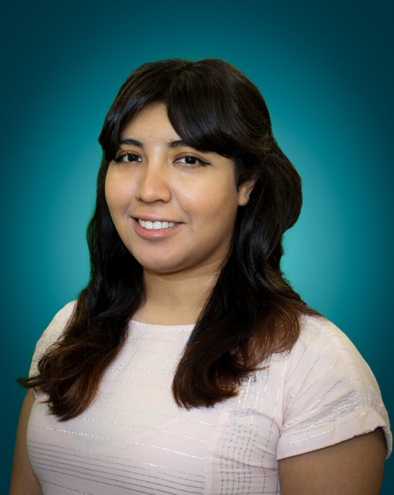 Victoria Final Headshot