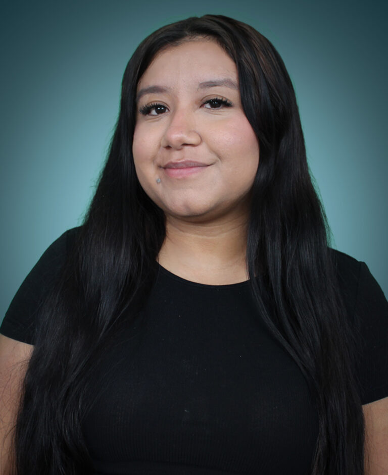Ximena Final Headshot_